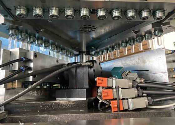 10 machine semi automatique PCTG de soufflage de corps creux de machine de préformation de bouteille d'ANIMAL FAMILIER de Cav 10ml